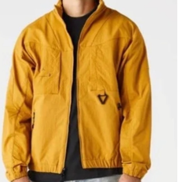 23 Jordan Engineered Statement Jacket mens - Picture 3 of 9